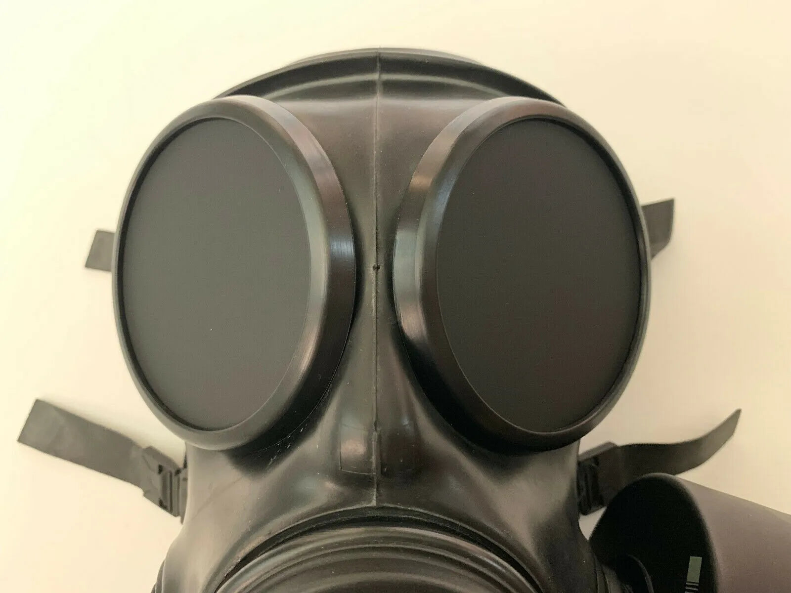 S10 Gas Mask Rubber Fetish Sensory Deprivation Lenses / Outserts