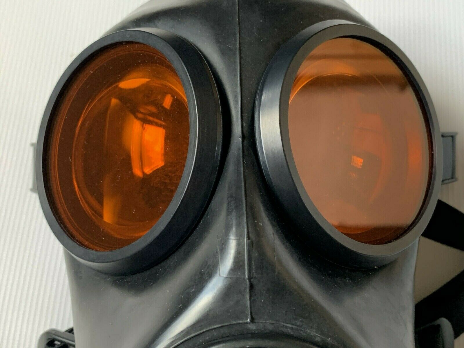 FM12 GAS MASK ORANGE OUTSERT LENSES